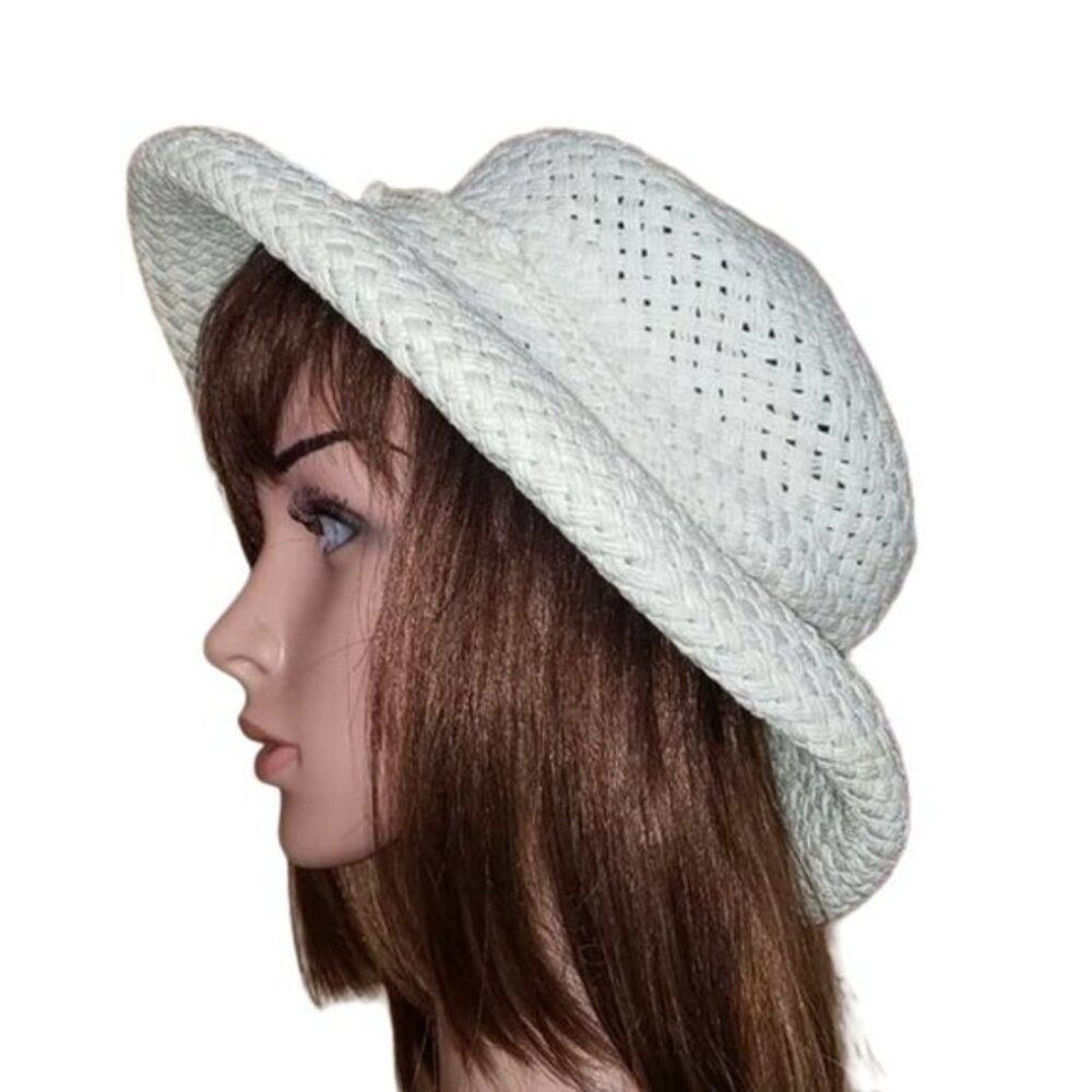 LIZ CLAIBORNE STRAW HAT